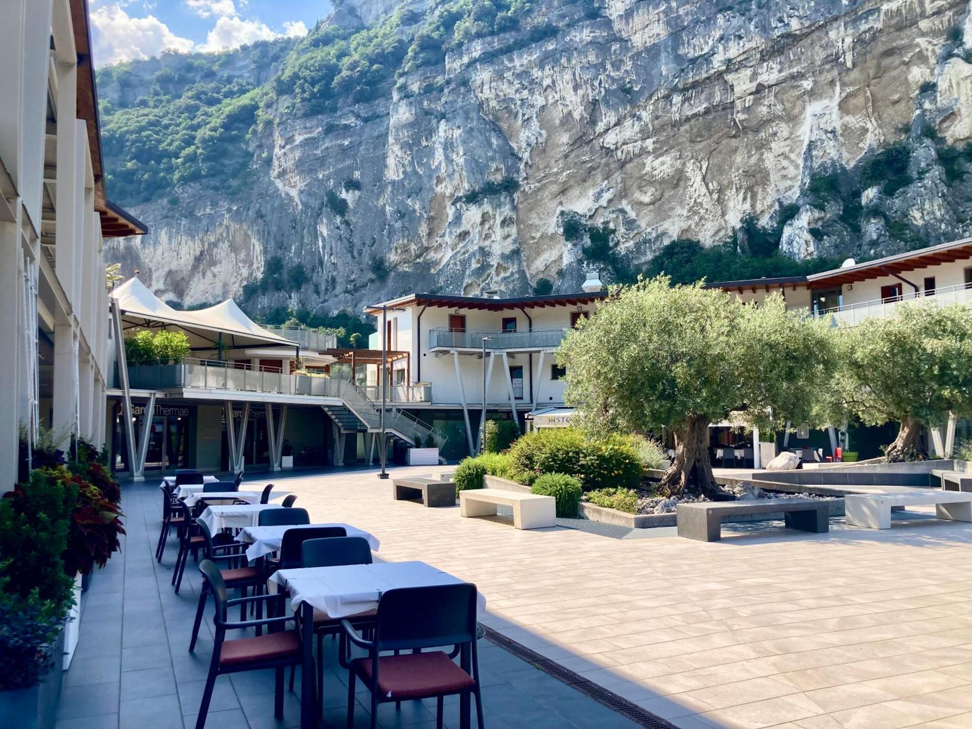 Outdooredo Garda Torbole Torbole Sul Garda Exterior photo